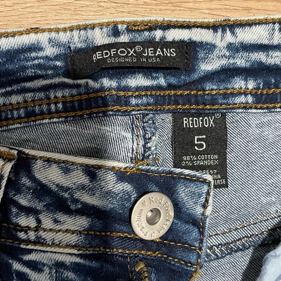 RedFox Distressed Jeans - Picture 6 of 8